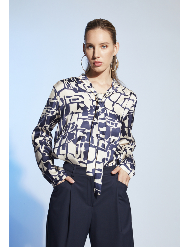 Printed blouse in viscose